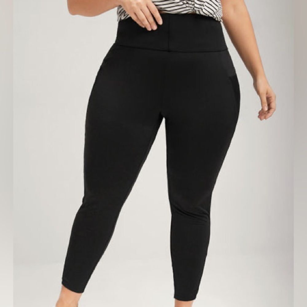 Bloomchic Plain Mesh Pocket Black Crop Leggings Size 14-16 NWT
